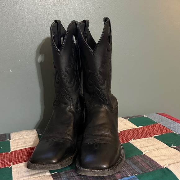 Smoky Mountain Black Cowboy Boots - Picture 2 of 4